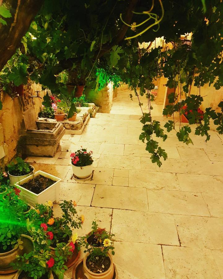 ホテル Iris Cave Cappadocia Ortahisar エクステリア 写真