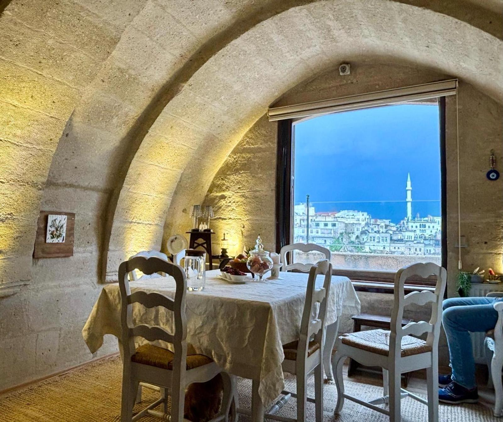 ホテル Iris Cave Cappadocia Ortahisar エクステリア 写真