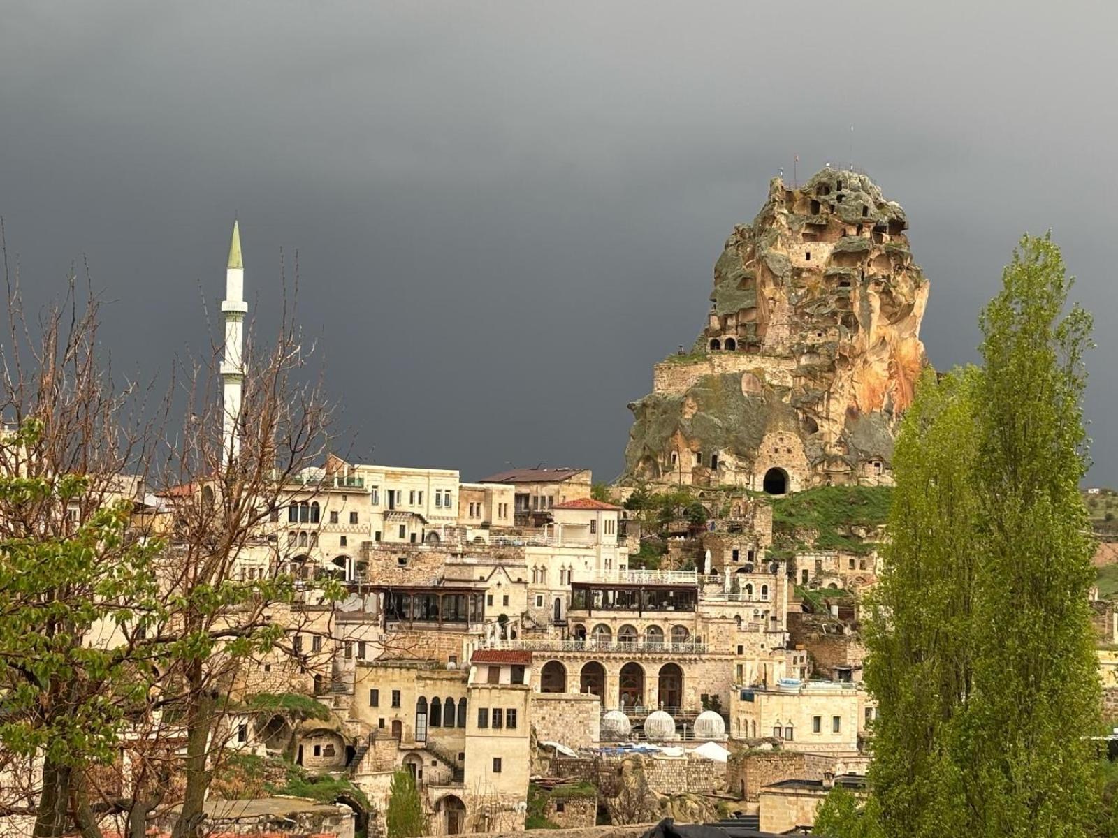 ホテル Iris Cave Cappadocia Ortahisar エクステリア 写真