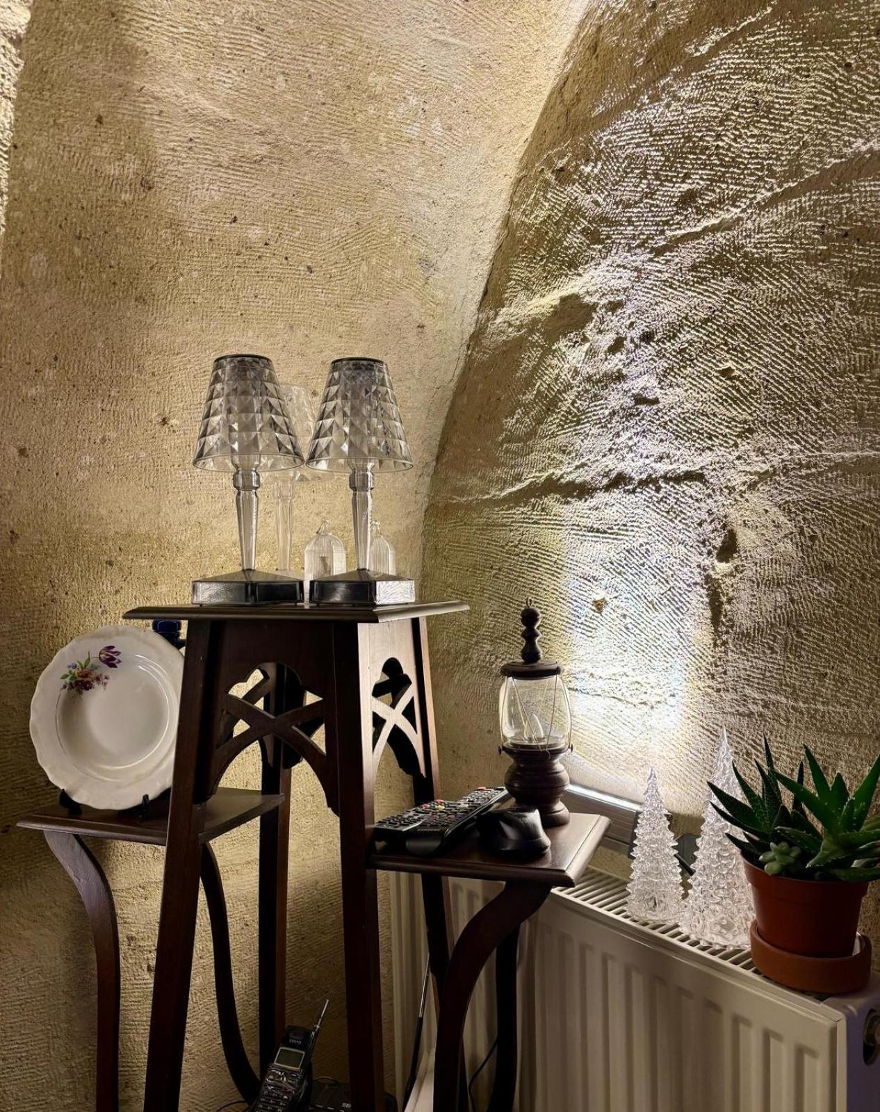 ホテル Iris Cave Cappadocia Ortahisar エクステリア 写真